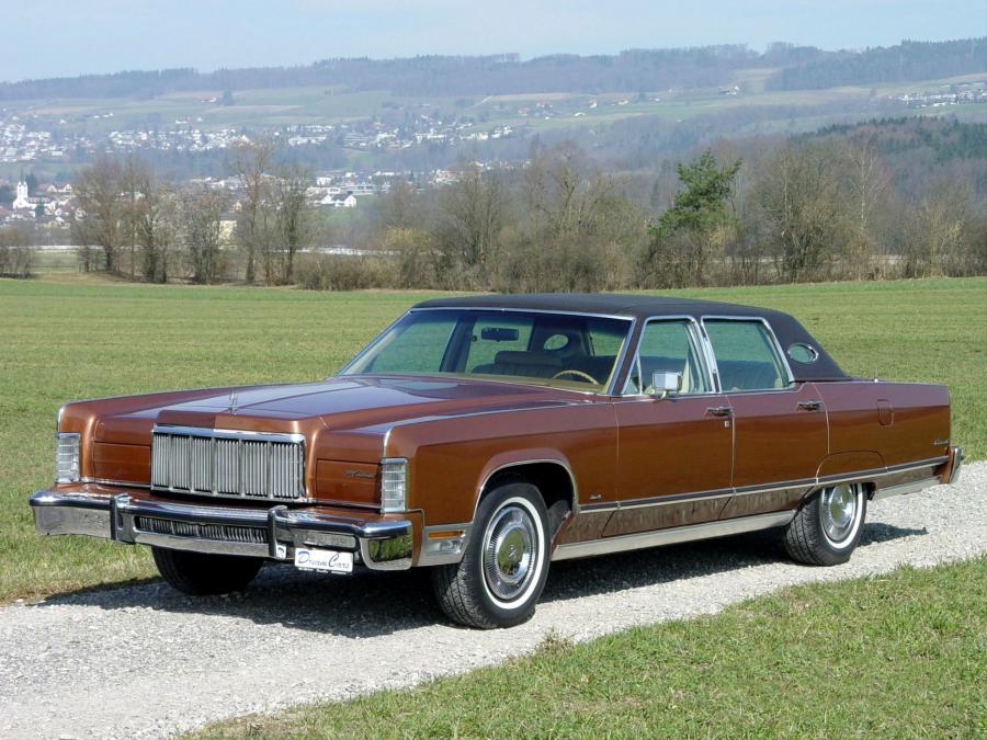  Lincoln Continental Town Car 1976 года  (фото 18 из 21)